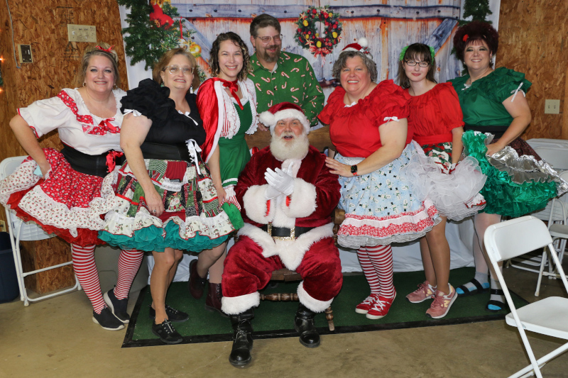Bluegrass Christmas Presented by the Tolbert Family
