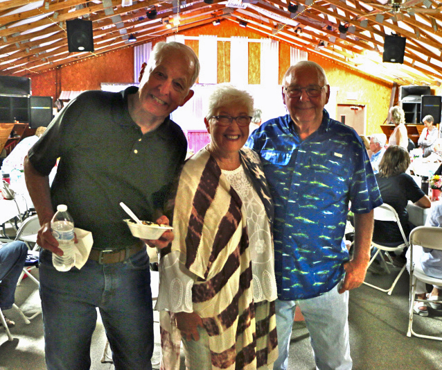 Three on a String with Sean Dietrich