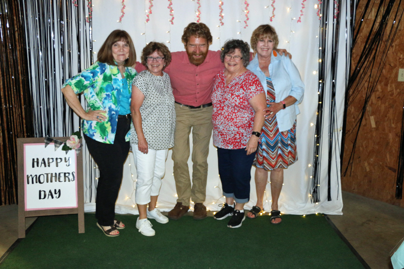 Three on a String with Sean Dietrich