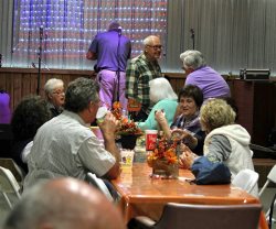 Sonny Gipson and the "head table" Sonny Gipson and the "head table"