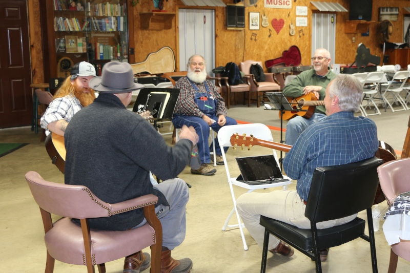 Sugar Creek SongCrafters Meet