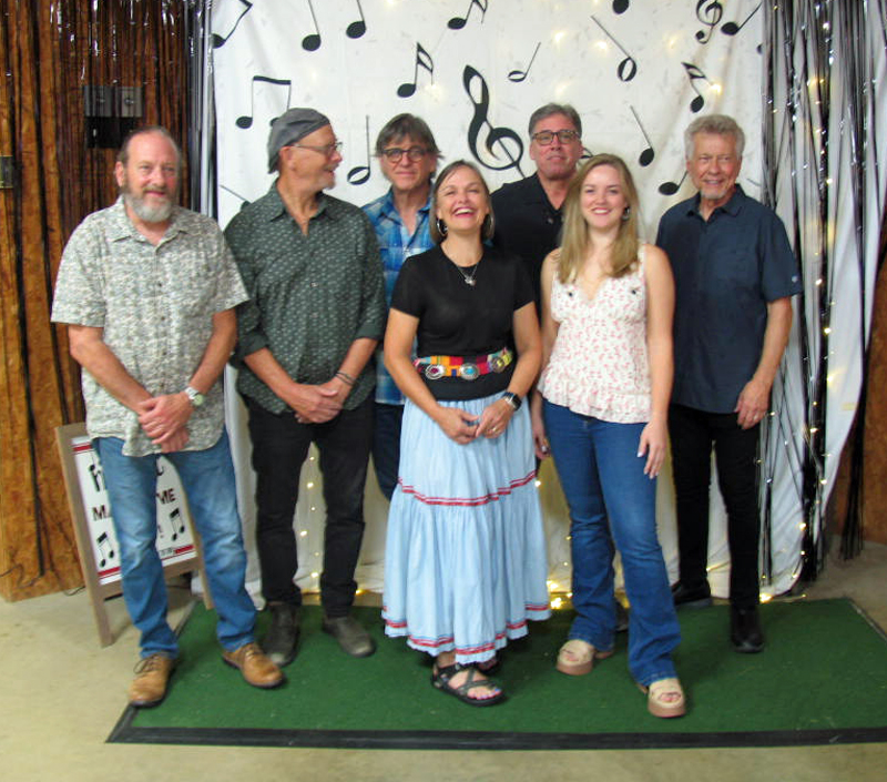 Tucson Rain: A Tribute to Linda Ronstadt